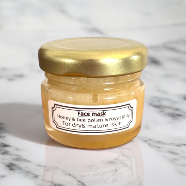 Royal Mask with Honey, Pollen, and Royal Jelly — A Regal Experience for Radiant Skin and Timeless Youth